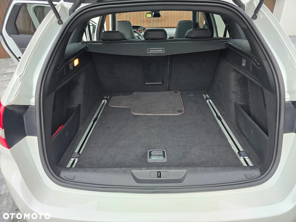 Peugeot 308 - 28