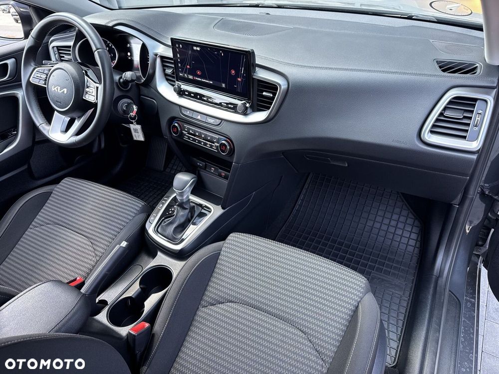 Kia Ceed 1.5 T-GDI M DCT - 22