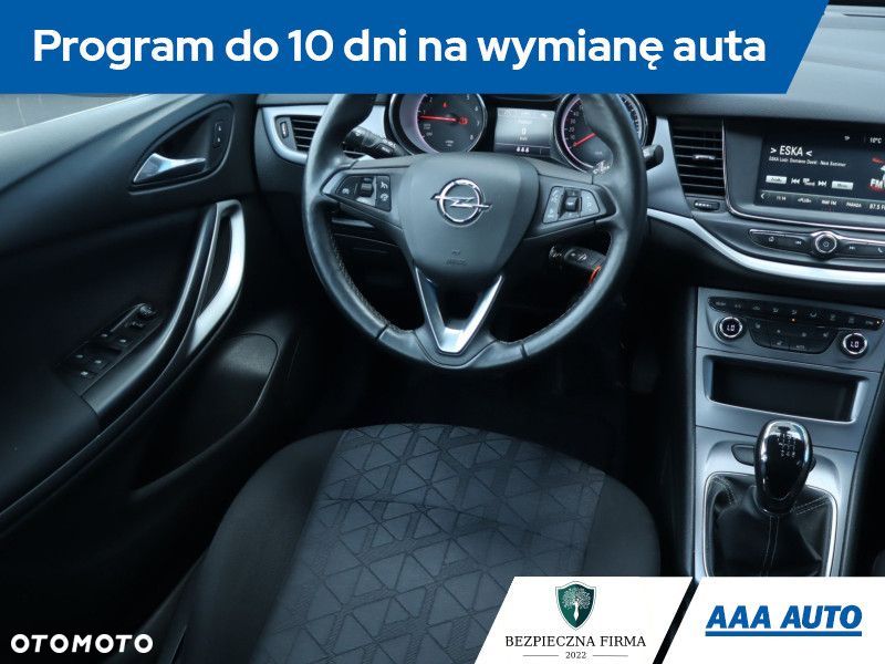 Opel Astra - 9