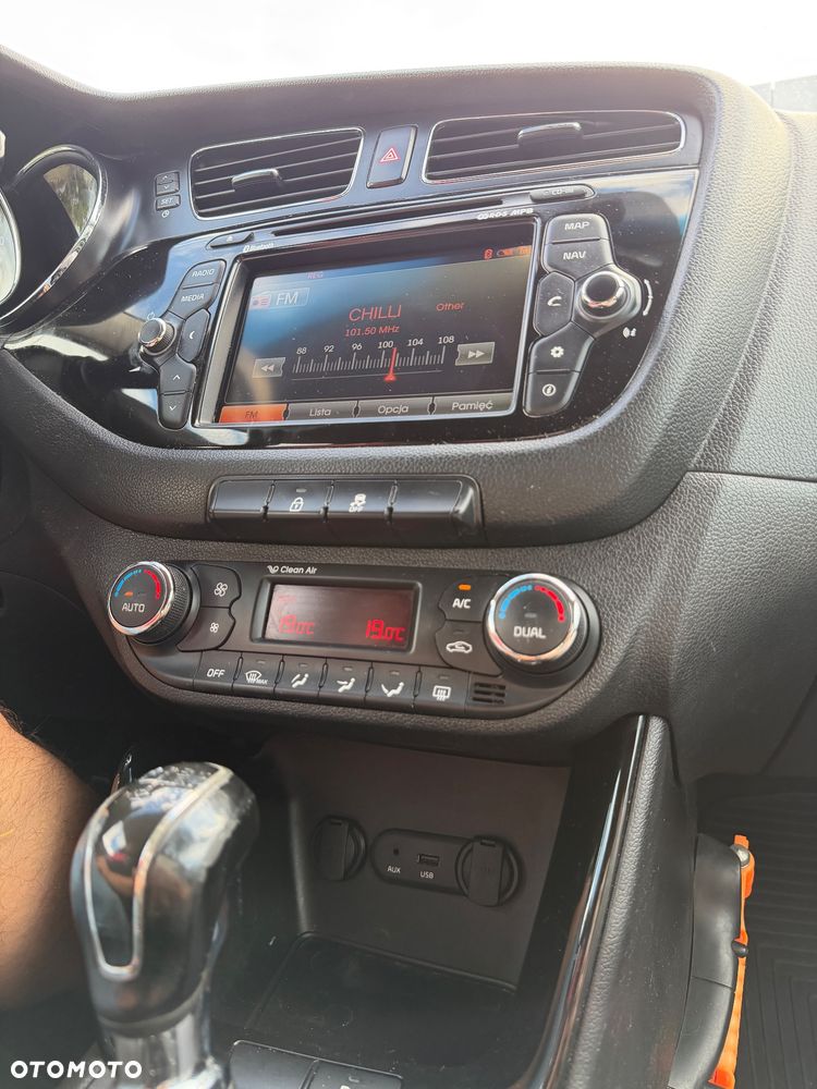 Kia Ceed - 16