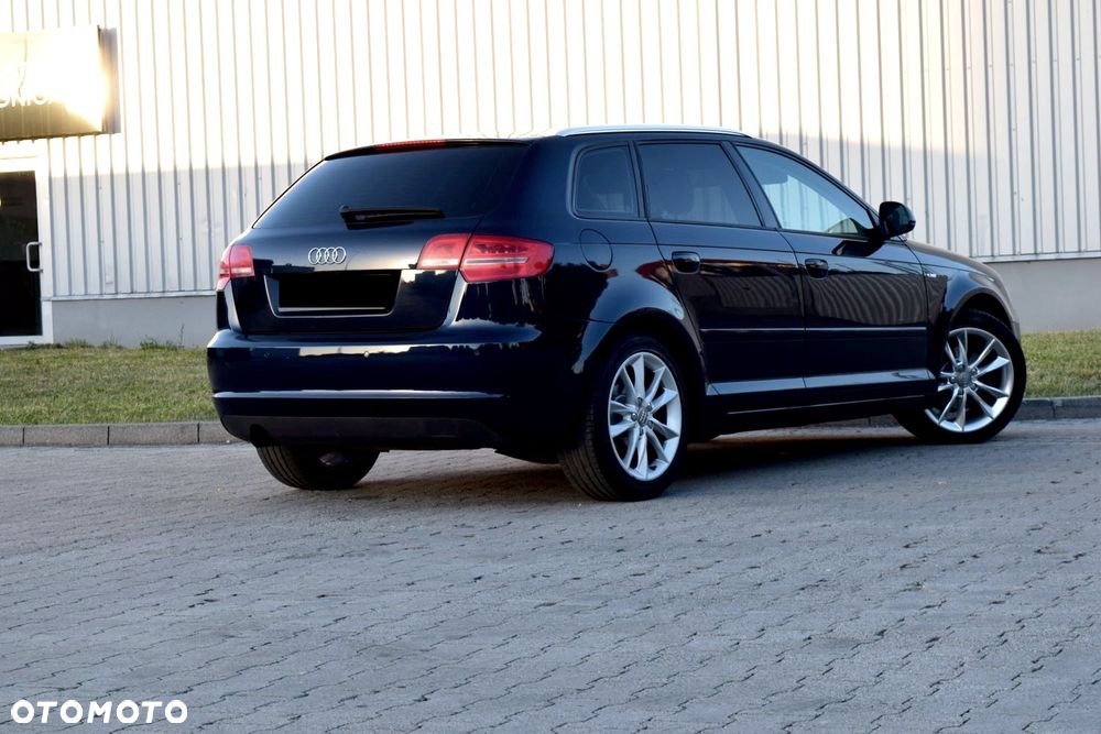 Audi A3 Sportback 1.6 S line Sportpaket plus - 9