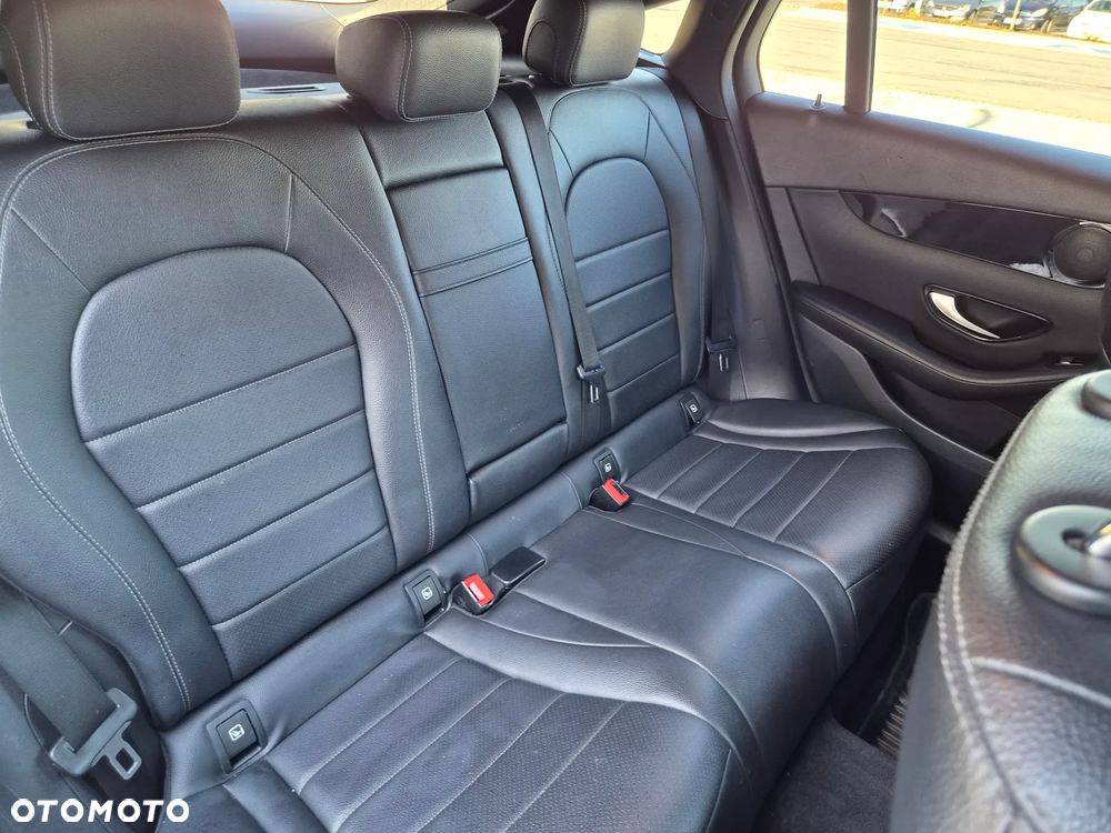 Mercedes-Benz GLC 220 d - 37