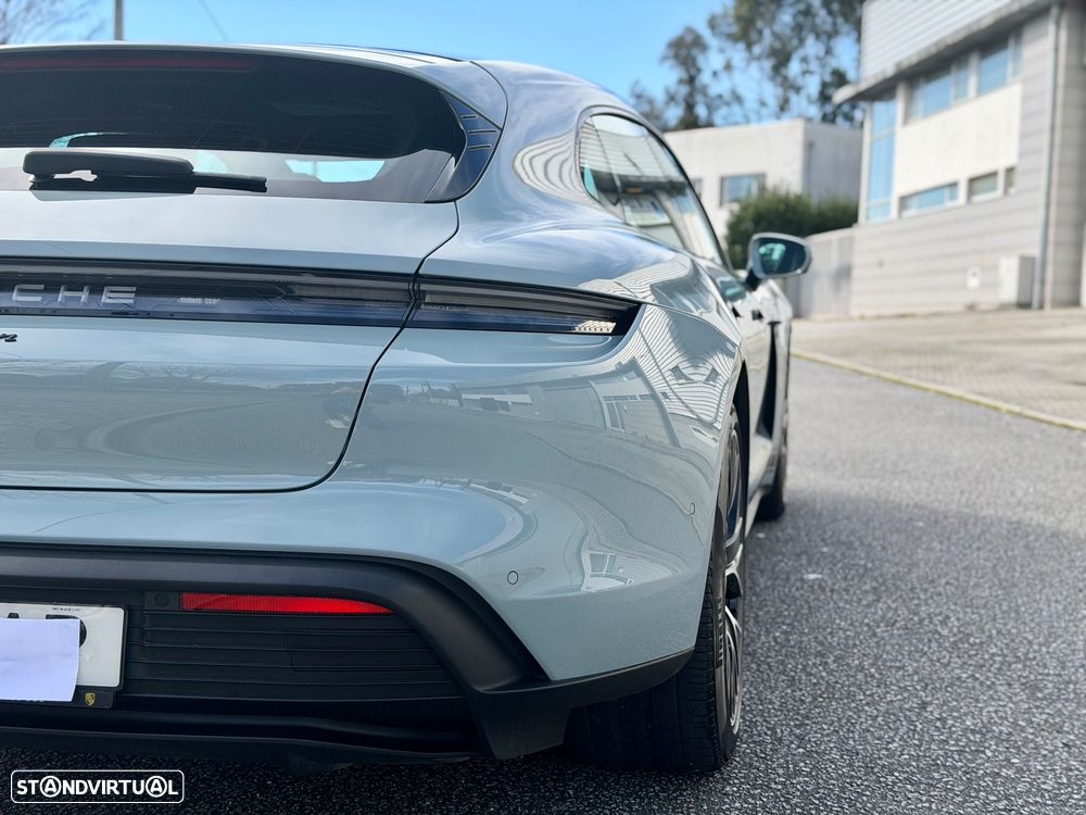 Porsche Taycan Sport Turismo bateria Performance Plus - 10