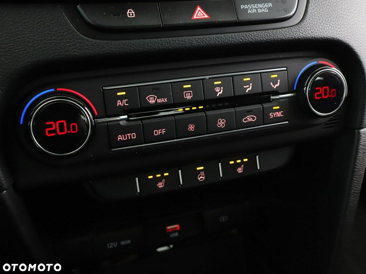 Kia XCeed 1.4 T-GDI OPF JBL SOUND EDITION - 29