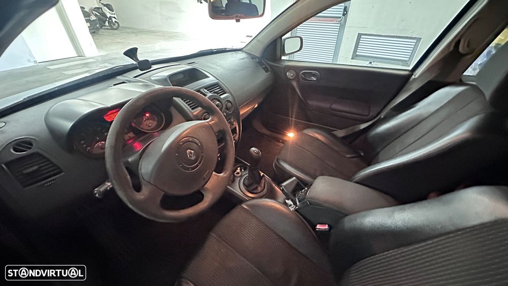 Renault Mégane Break 1.5 dCi Privilège Luxe - 31