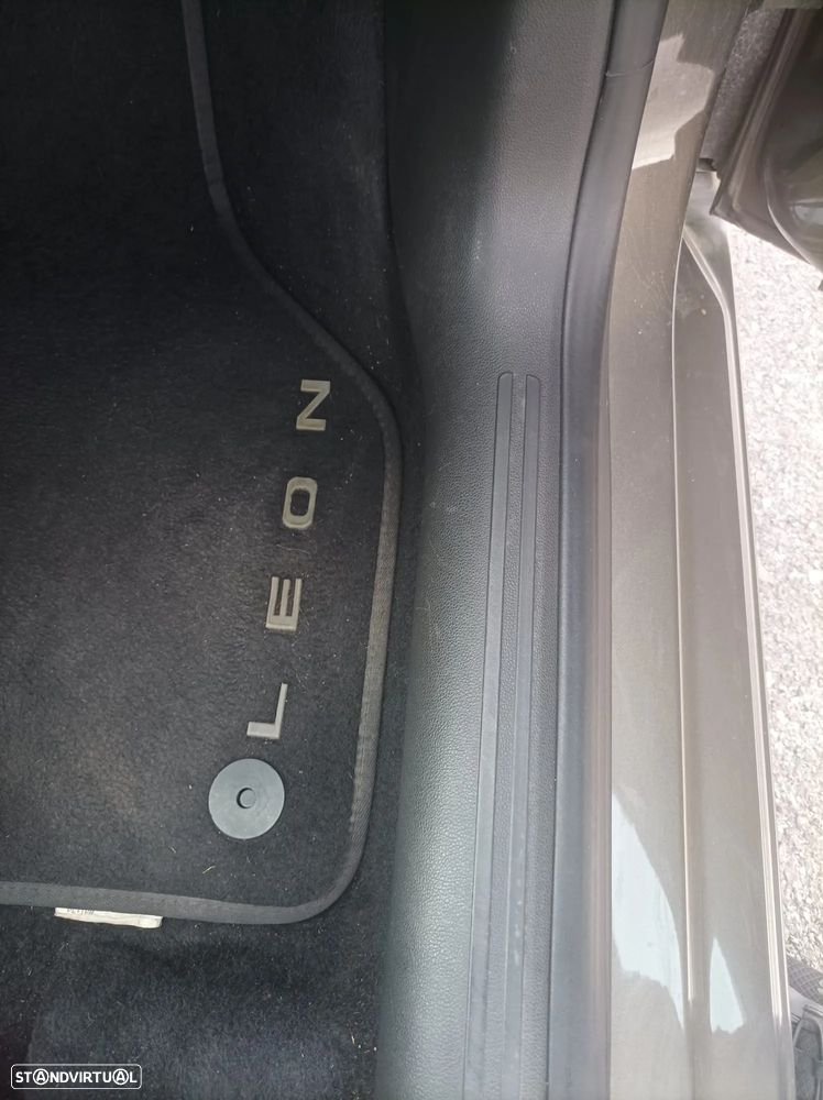 SEAT Leon ST 1.6 TDI Style S/S - 9