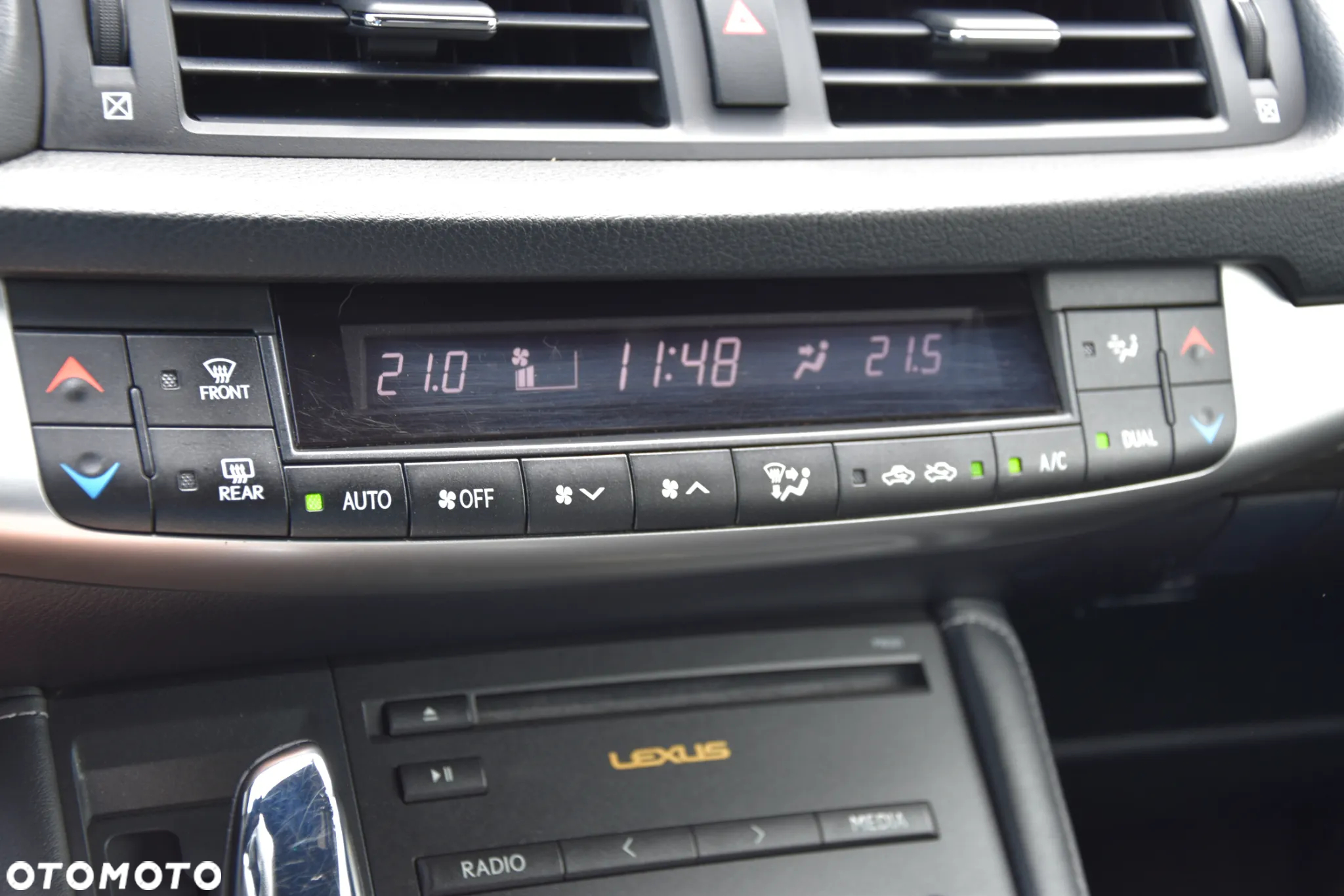 Lexus CT 200h F Sport - 27