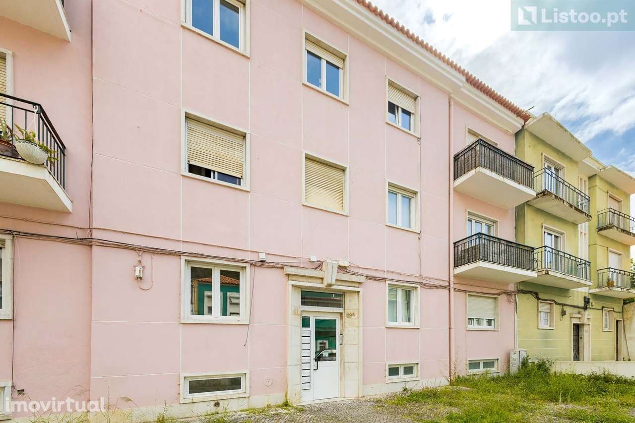 Apartamento com Terraço | Cruz-Quebrada Dafundo | 650m da praia e comb - Grande imagem: 2/25