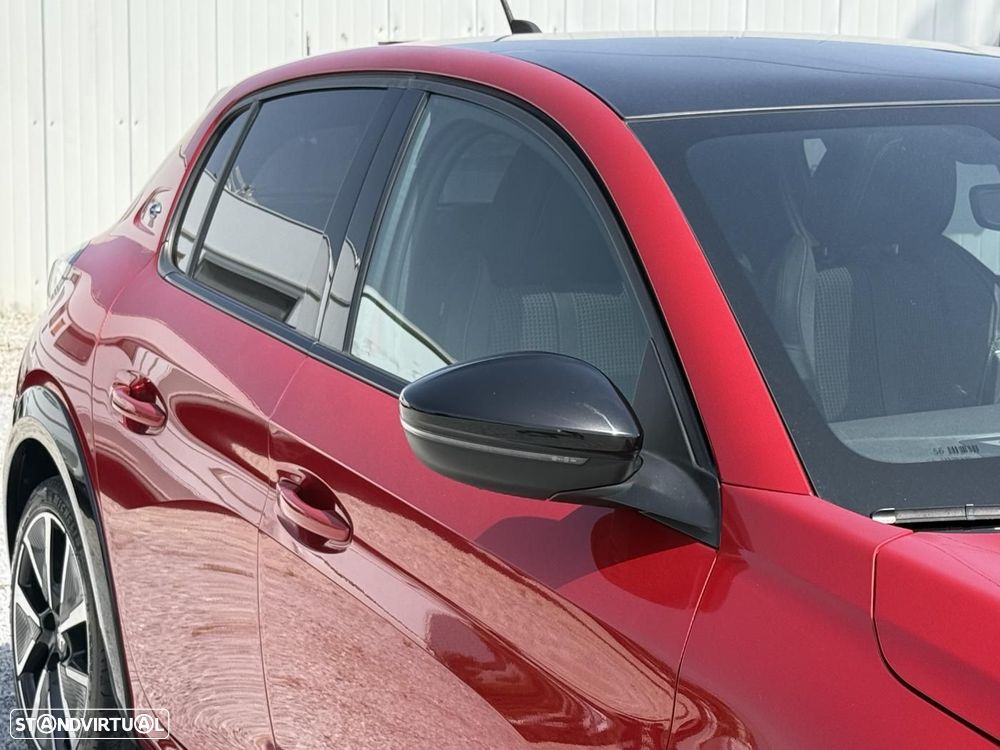 Peugeot e-208 GT - 19