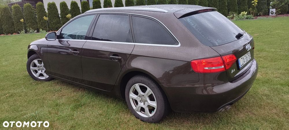 Audi A4 Avant - 5
