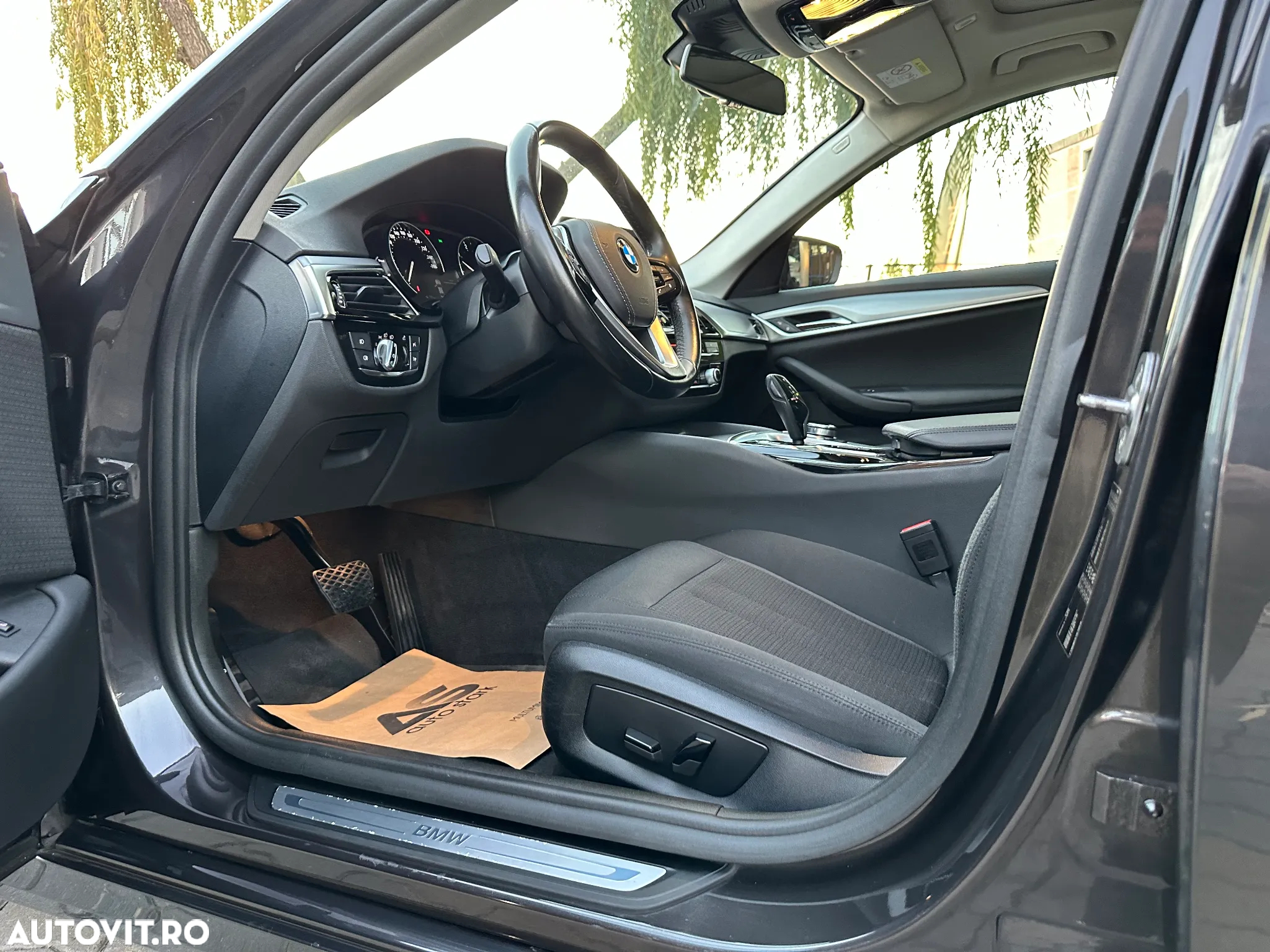 BMW Seria 5 - 16