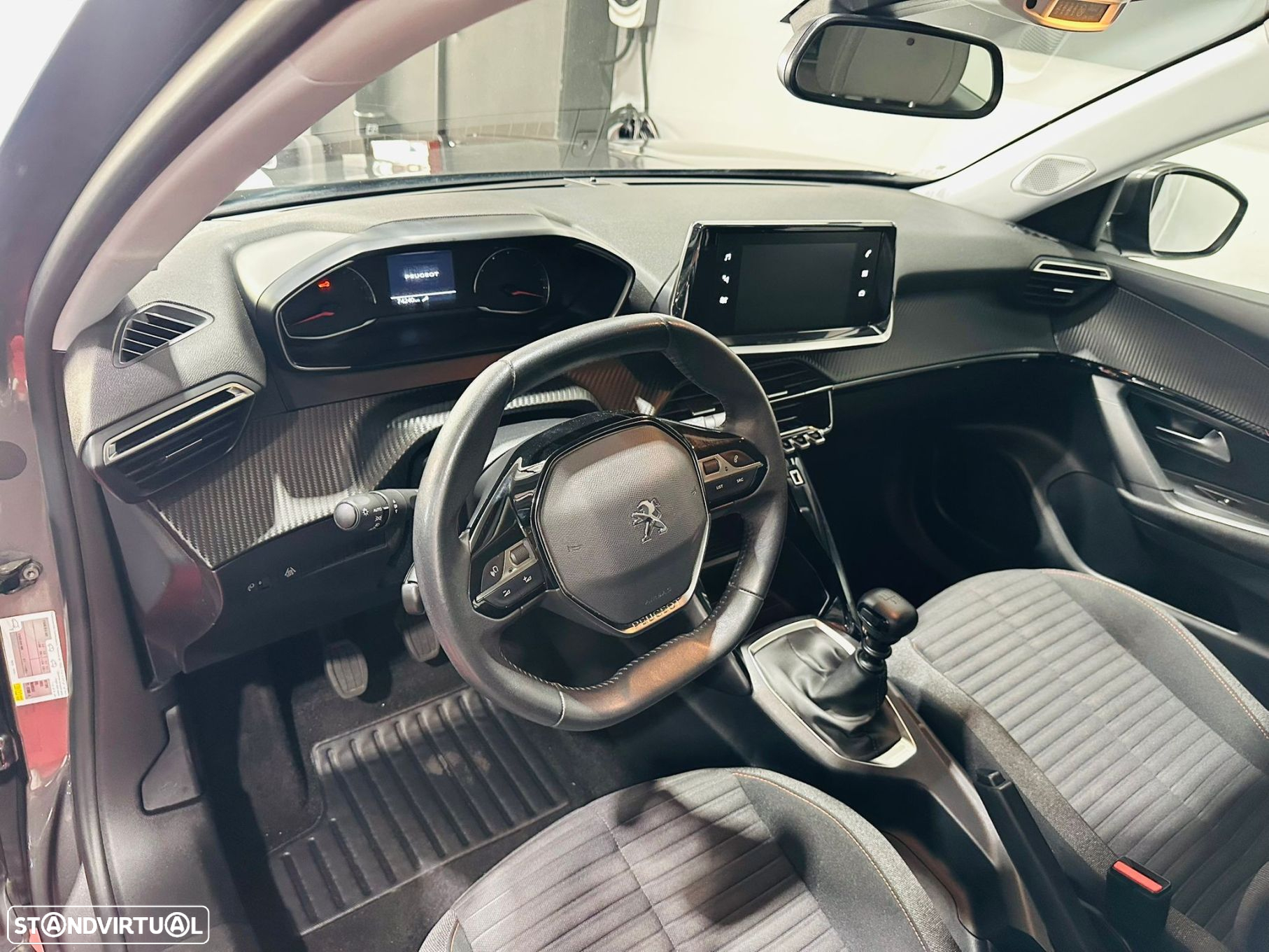 Peugeot 2008 1.2 PureTech Active - 26