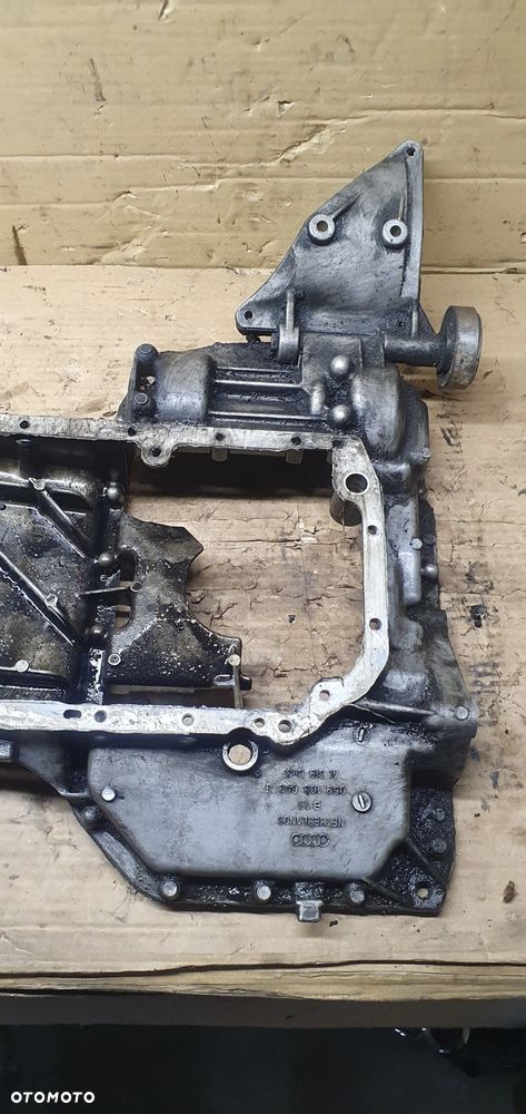 Podstawa miski olejowej Audi A6 C5 2.5 TDI 059103603J 059260885E - 3