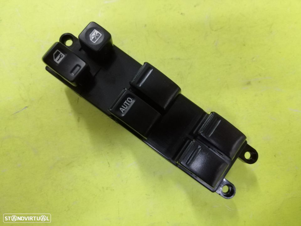 Interruptor / Botões de comando dos vidros Nissan Pickup D22 Novo - 1