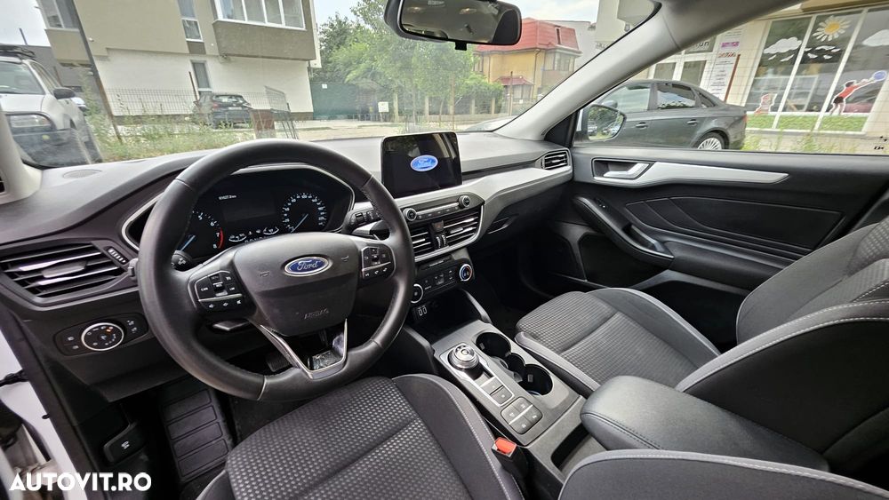 Ford Focus 1.0 EcoBoost Active Business - 8