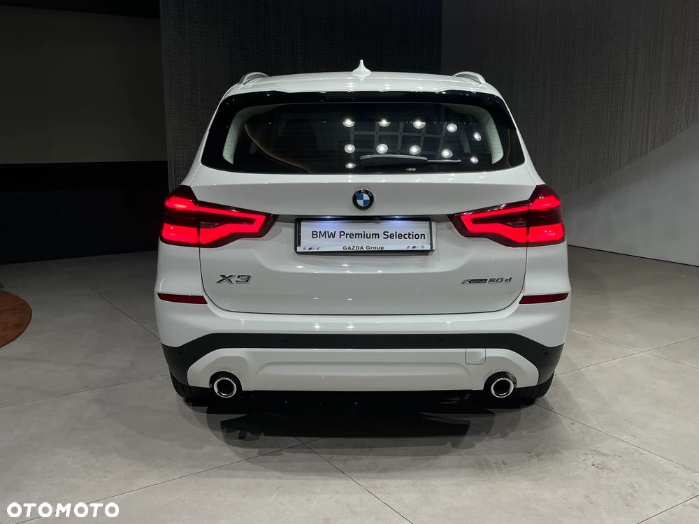 BMW X3 xDrive20d Advantage - 5