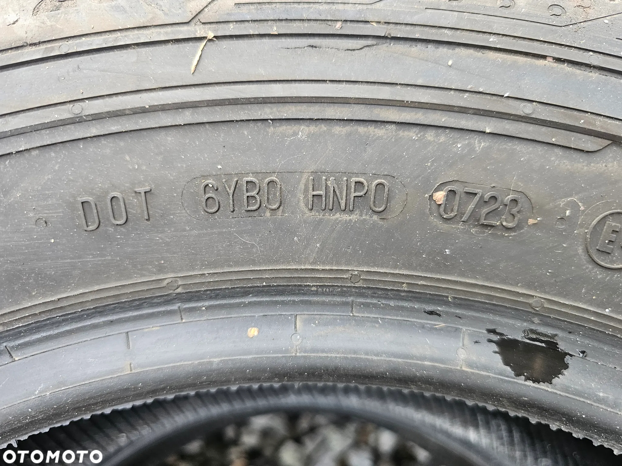 CONTINENTAL 235/65R16C 115/113R CONTIVANCONTACT 200 (4szt.) (2x4,5 1x5,0 1x6,0) (DOT: 2x4121 1x0422 1x0723) L804 - 8