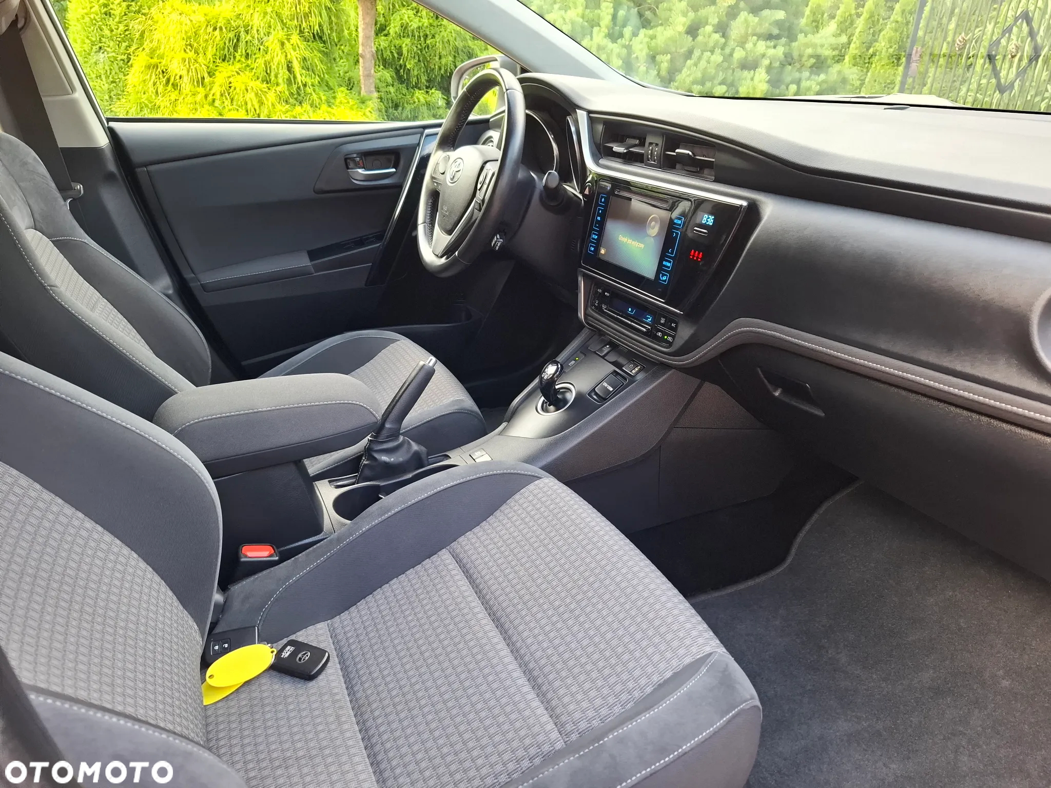 Toyota Auris 1.8 VVT-i Hybrid Automatik Edition S+ - 17