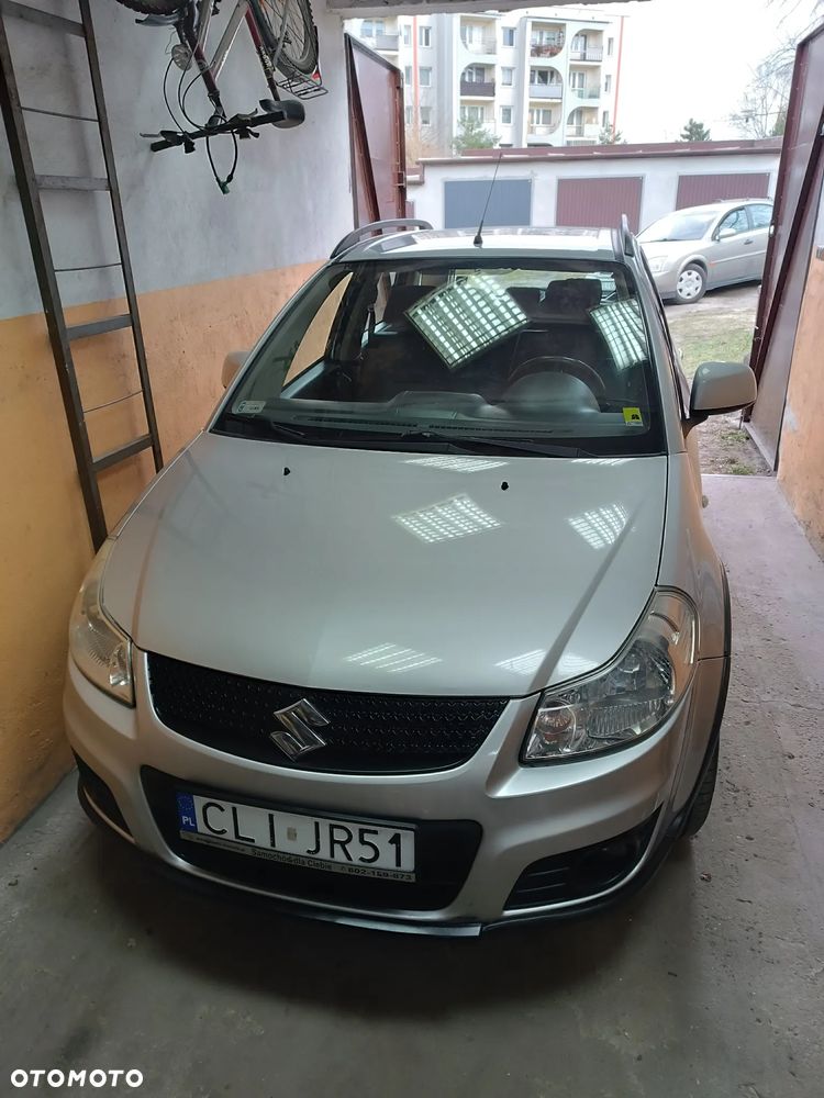 Suzuki SX4 - 4
