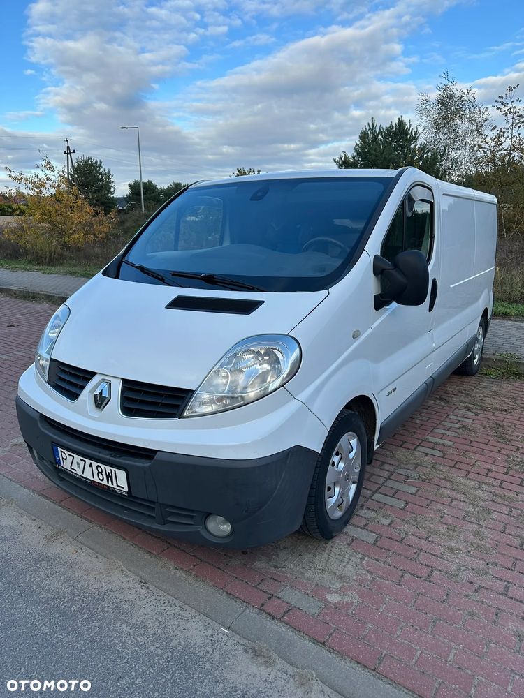 Renault Trafic - 1