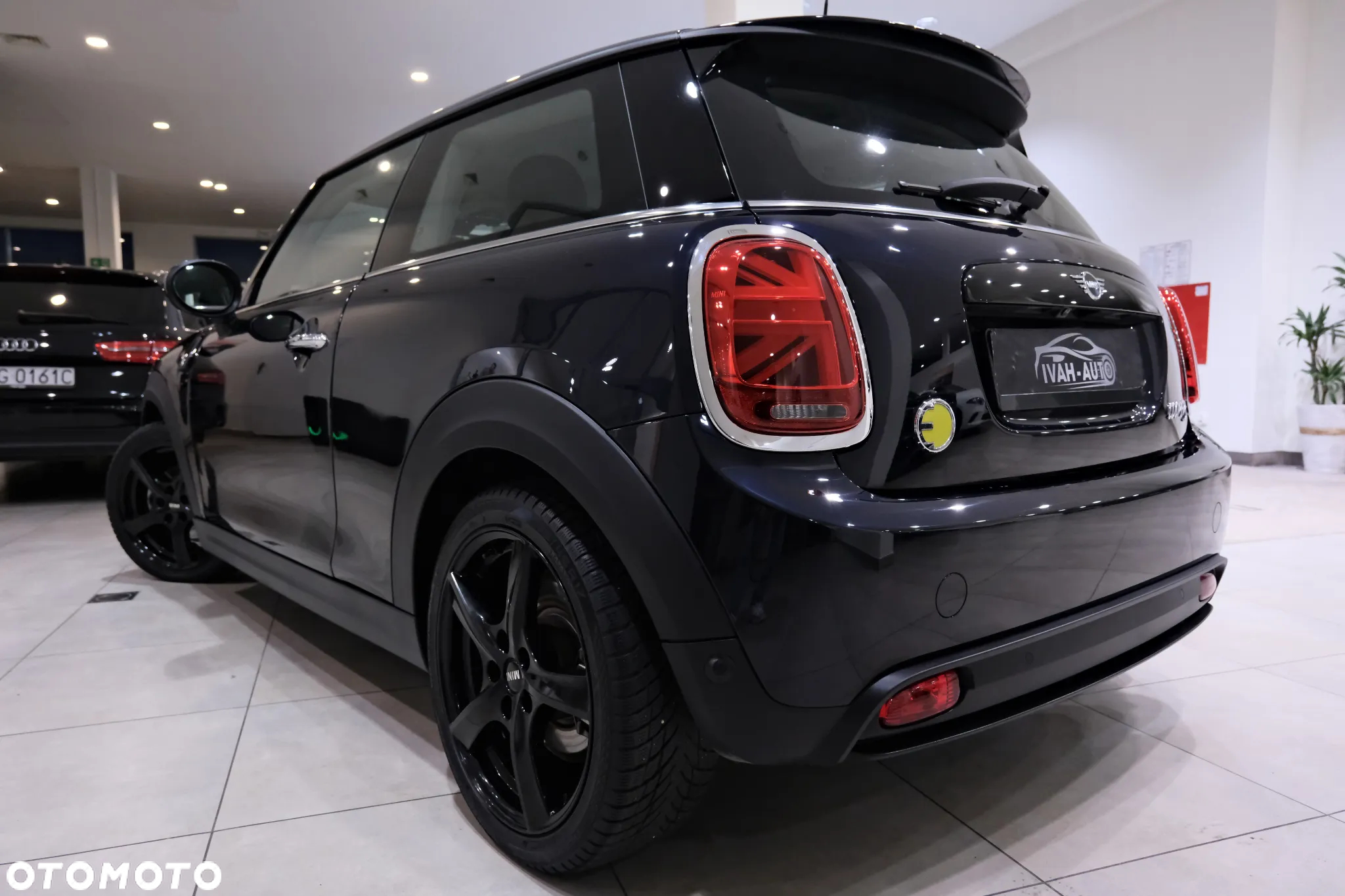 MINI Cooper SE - 11