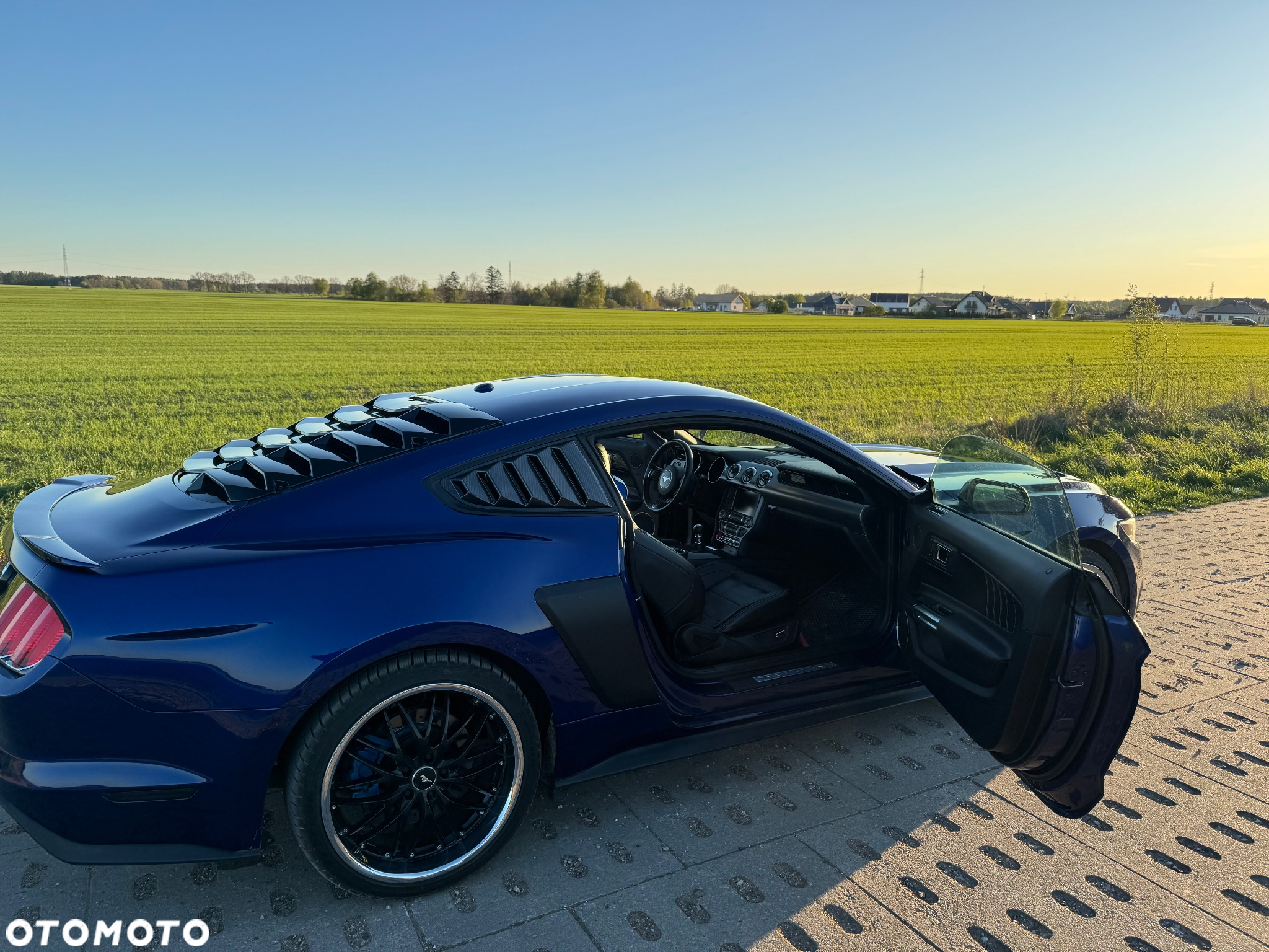 Ford Mustang 5.0 V8 GT - 11