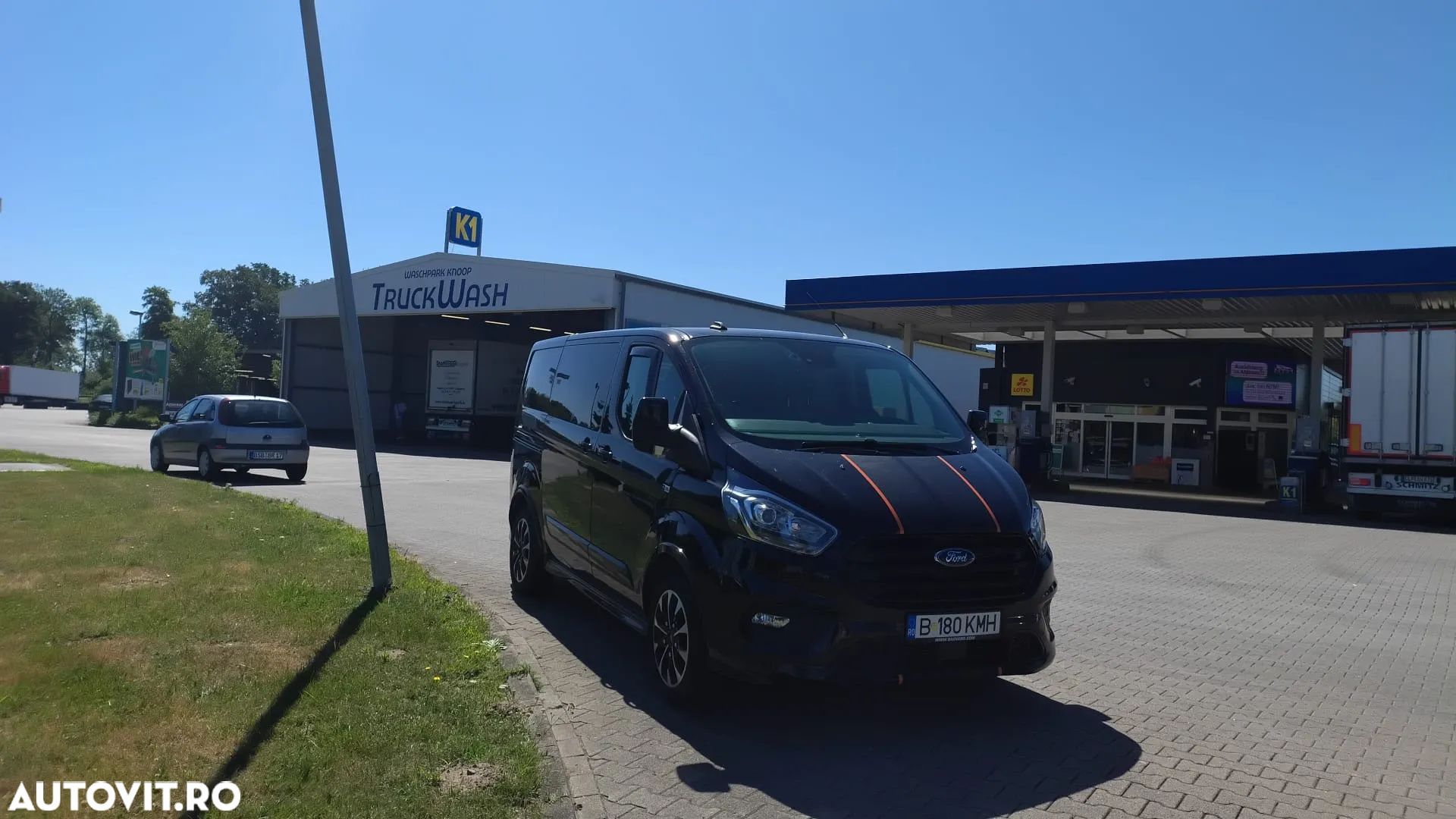 Ford Transit Custom Kombi 320 2.0 EcoBlue 185 CP L1H1 Sport Aut. - 1