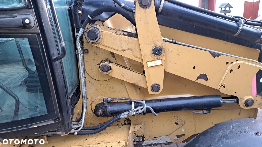 Caterpillar 428E - 14