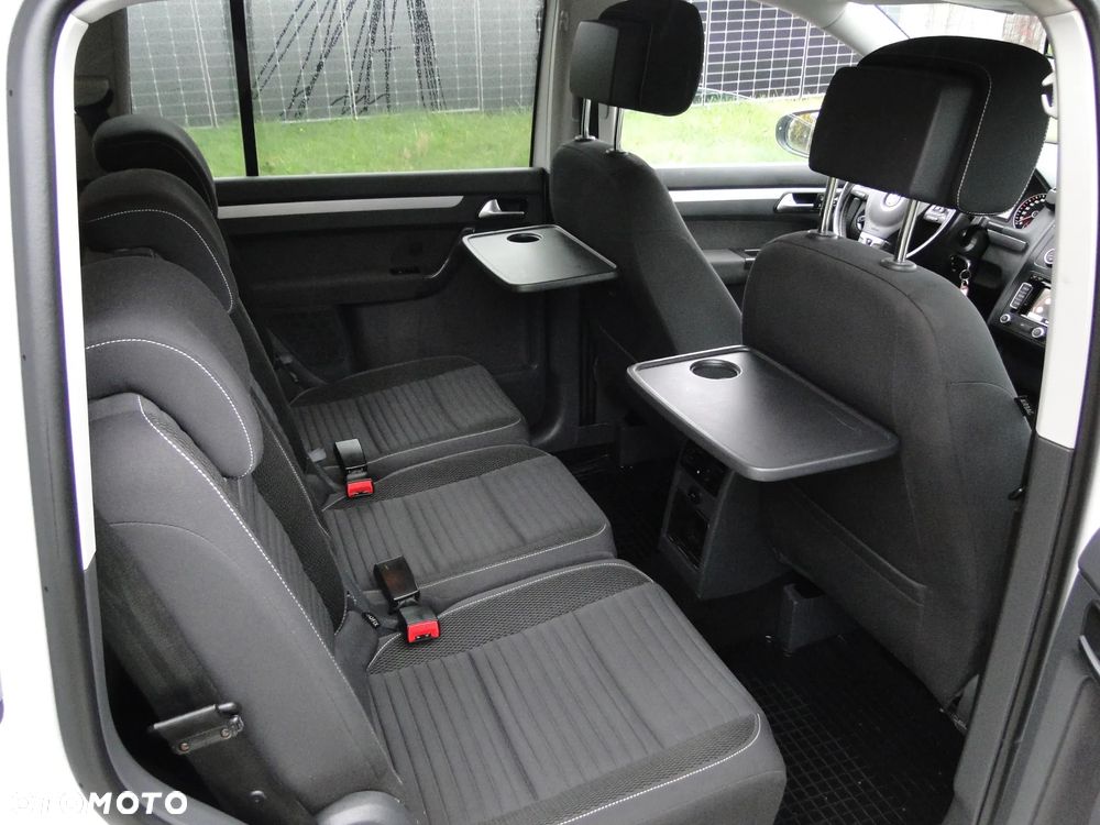 Volkswagen Touran 1.6 TDI DPF BlueMotion Technology Cup - 19