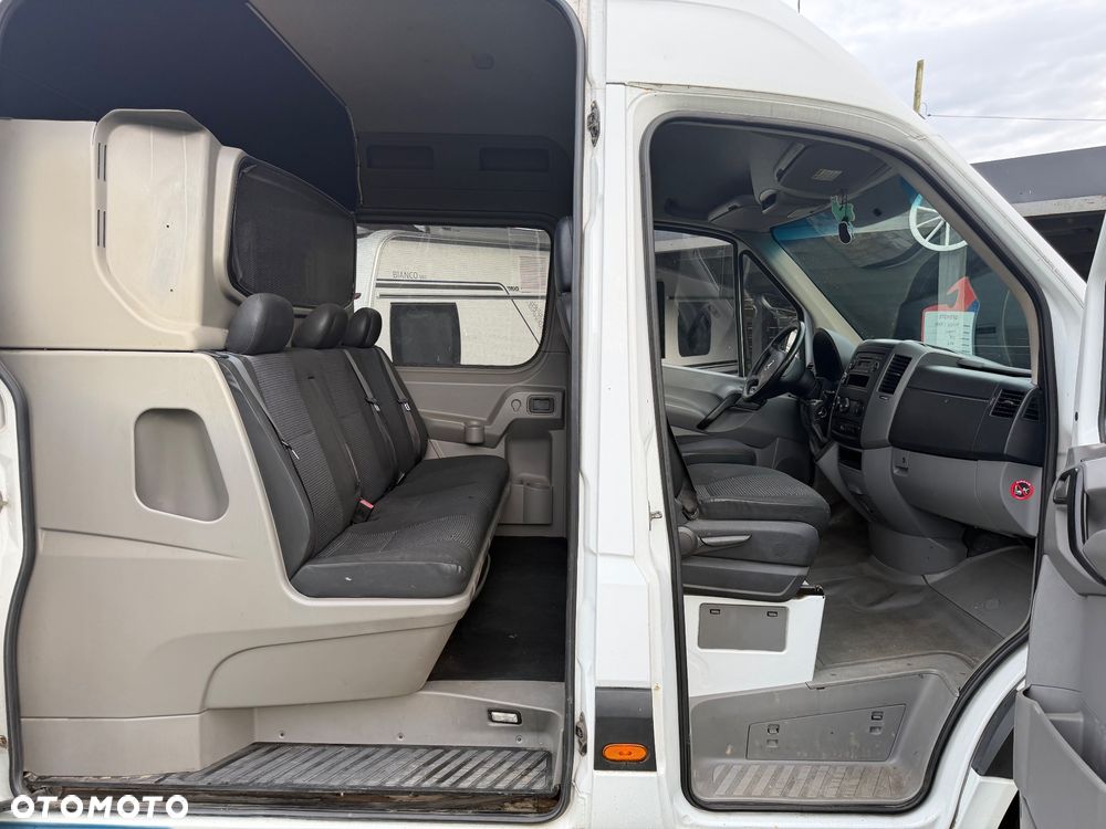 Mercedes-Benz Sprinter - 4
