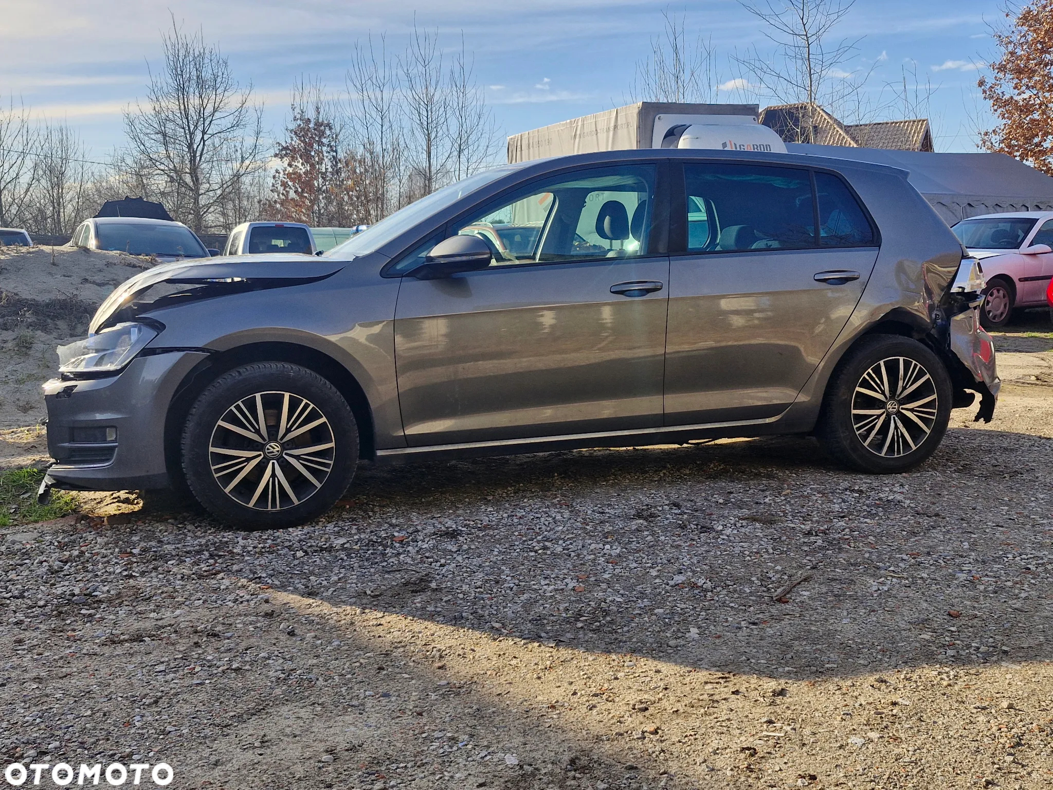 Volkswagen Golf 2.0 TDI SCR Highline - 4