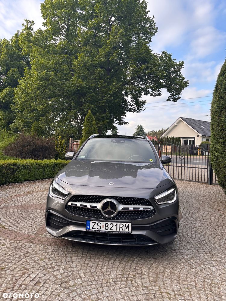 Mercedes-Benz GLA 200 AMG Line - 2