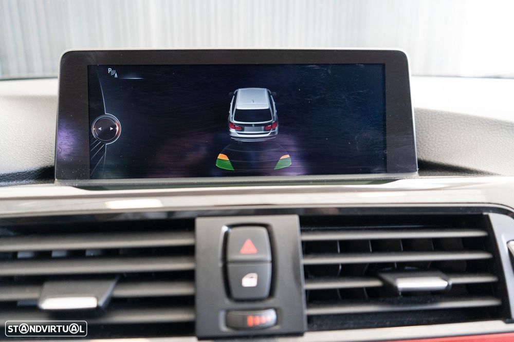 BMW 320 d ED Line Sport - 26
