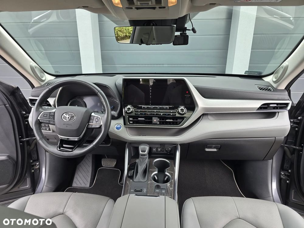Toyota Highlander 2.5 Hybrid Executive - 10