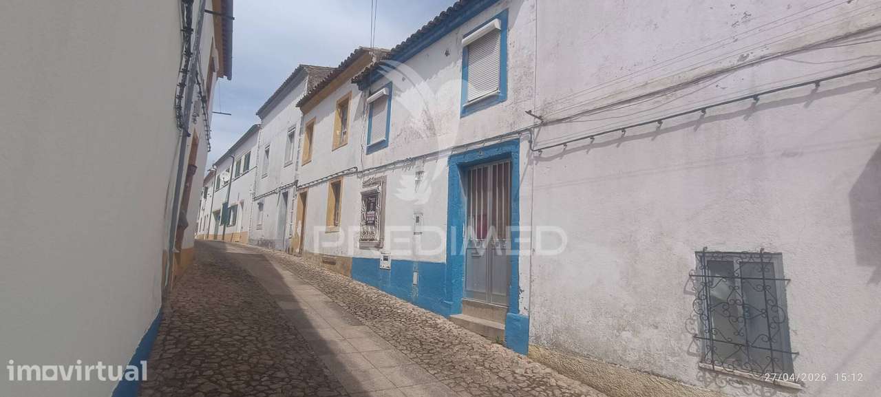 Casa antiga, em Nisa. - Grande imagem: 2/17