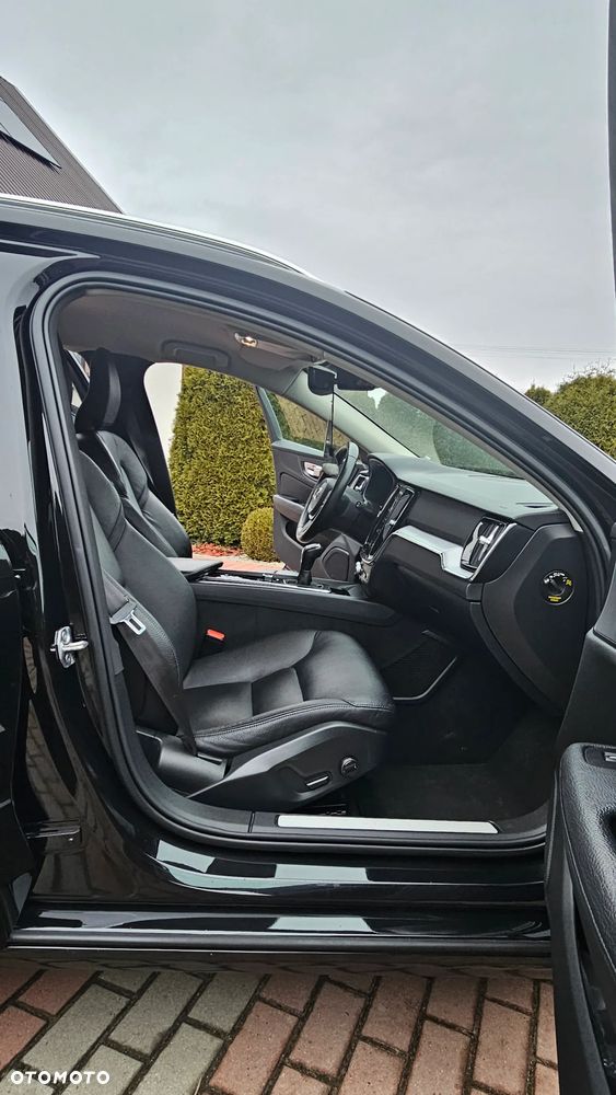 Volvo V60 D3 Momentum Pro - 15