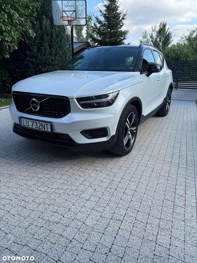 Volvo XC 40 B4 B AWD R-Design - 19