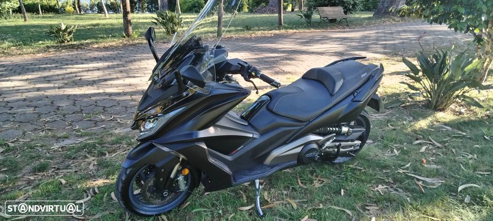 Kymco AK Sport Touring - 3