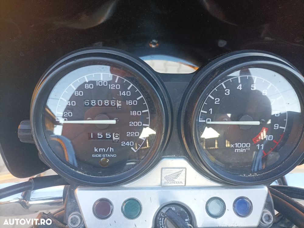 Honda CB 750-Sevenfifty RC42 - 3