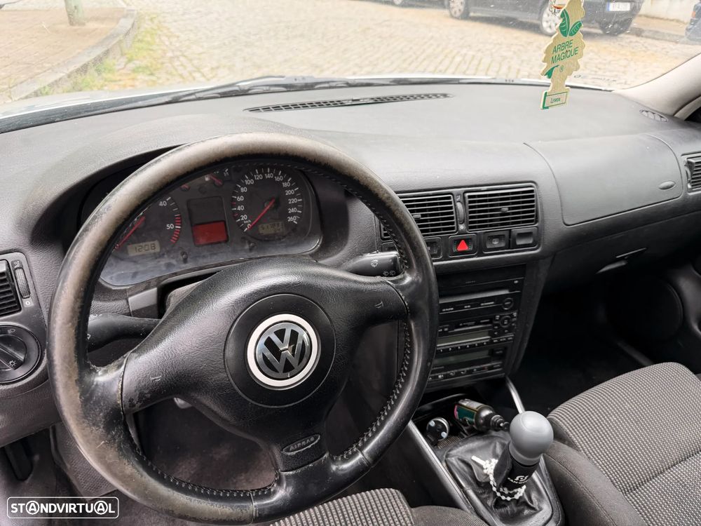 VW Golf 1.9 TDi Highline - 21