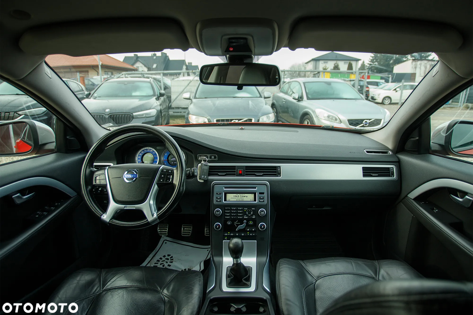 Volvo V70 2.5T R-Design Summum - 33