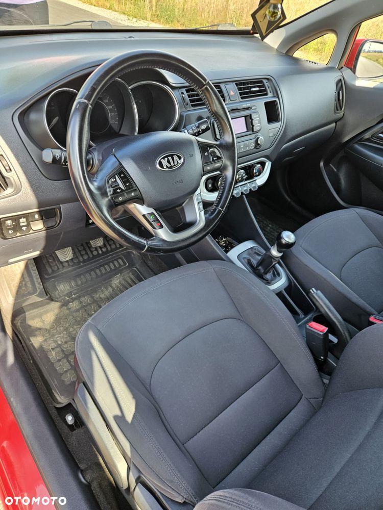 Kia Rio 1.2 M - 12