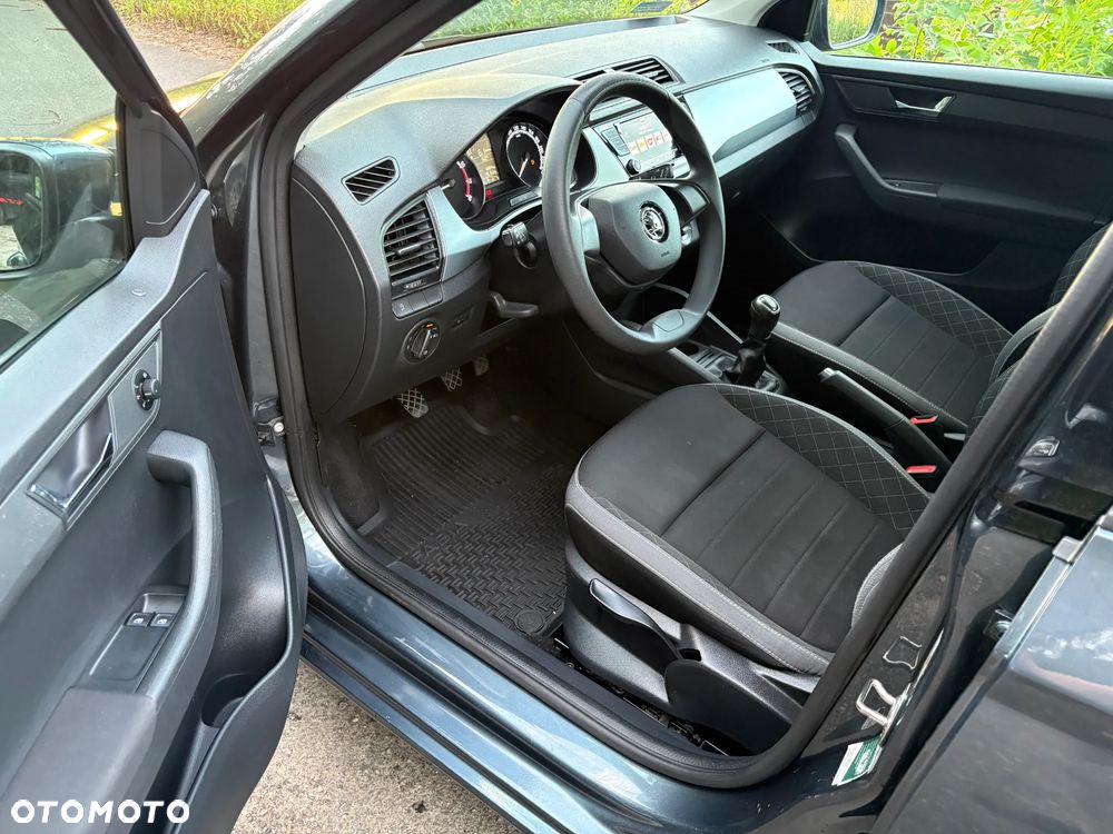 Skoda Fabia 1.0 TSI Ambition - 11