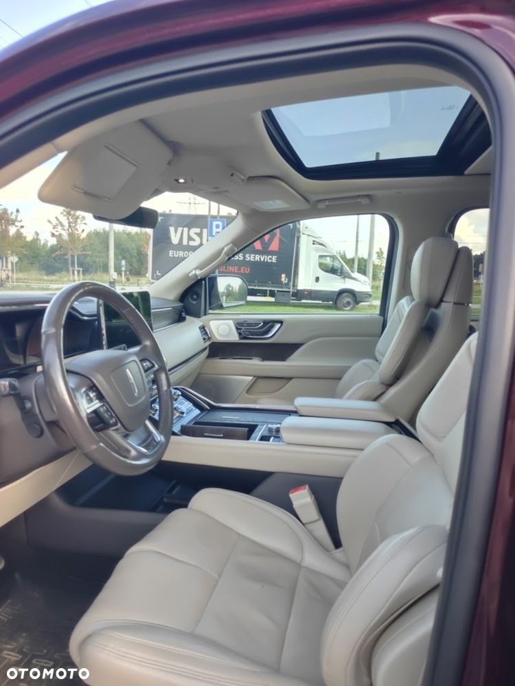 Lincoln Navigator - 10