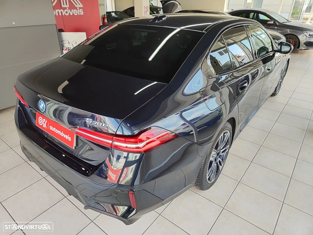 BMW 530 e Pack Desportivo M — fotografia 12