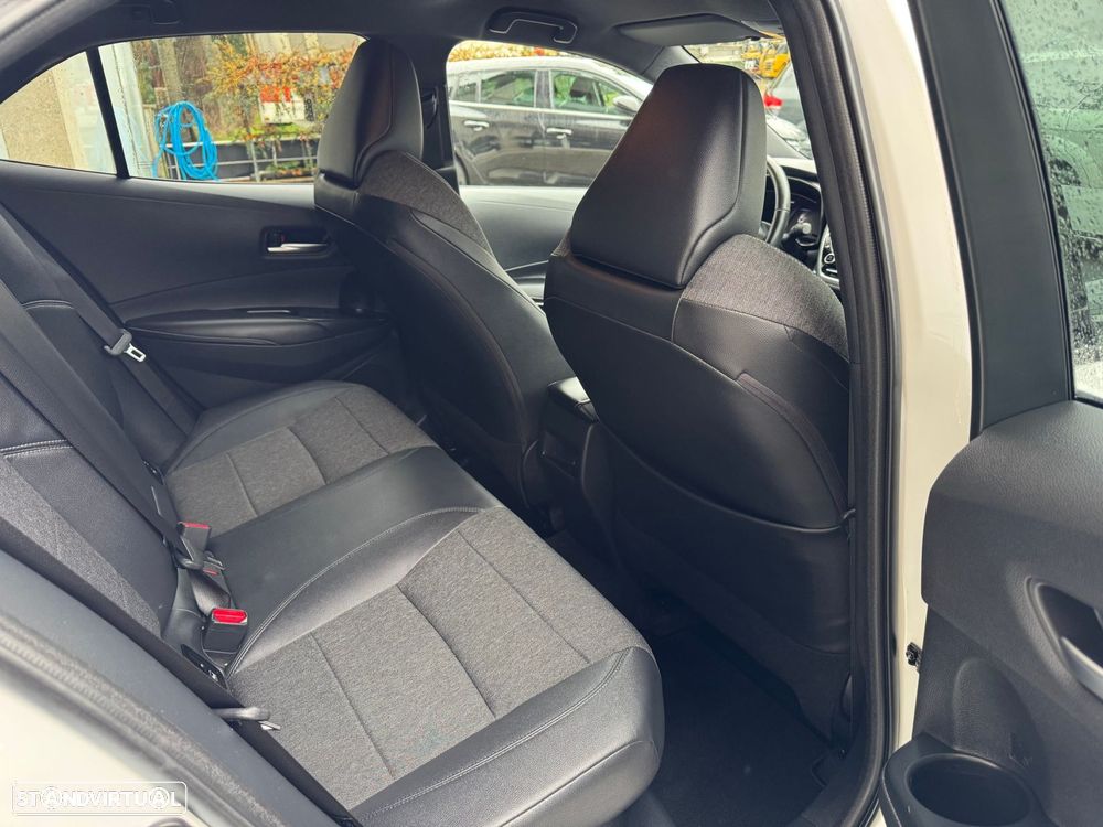 Toyota Corolla 1.8 Hybrid Comfort+P.Sport - 13