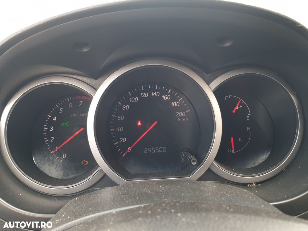 Suzuki Grand Vitara 2.0i JLX Navi - 37
