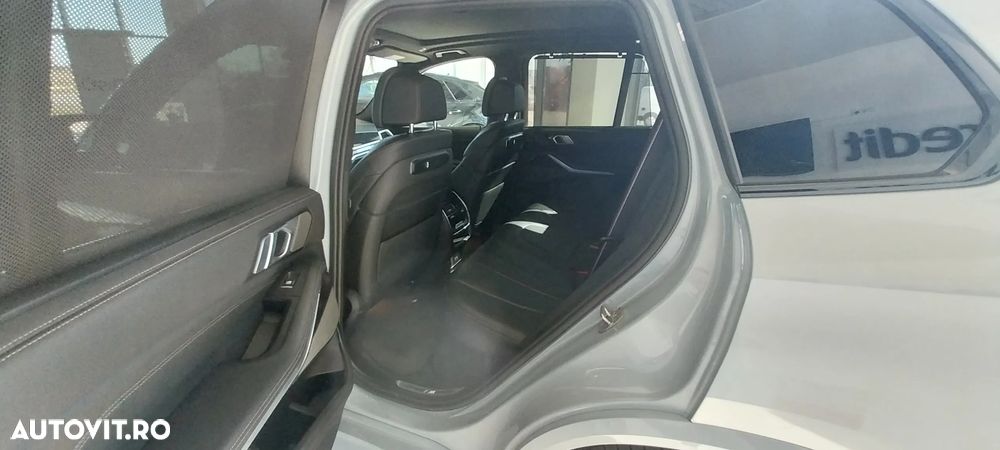 BMW X5 M M60i xDrive AT MHEV - 10
