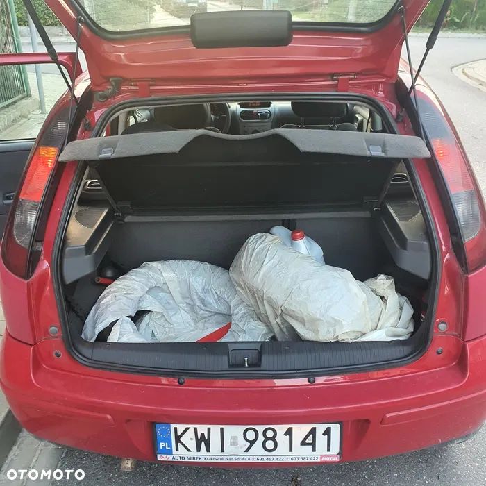 Opel Corsa 1.2 16V Comfort - 5