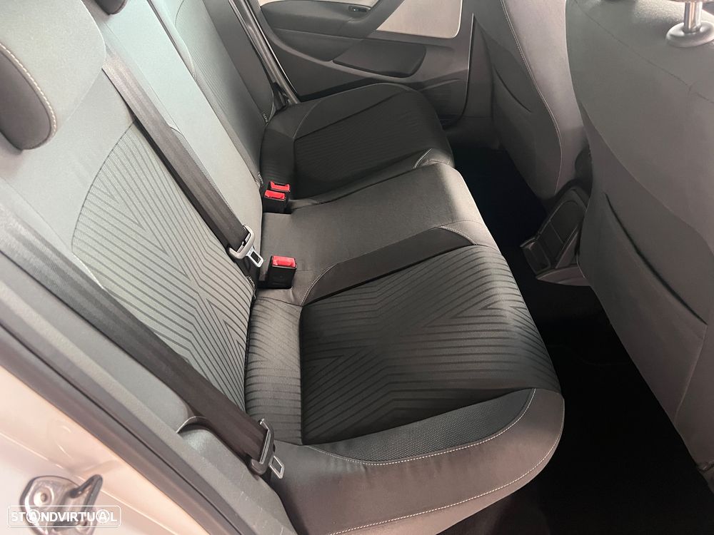 VW Polo 1.4 TDi (Blue Motion ) Highline - 9
